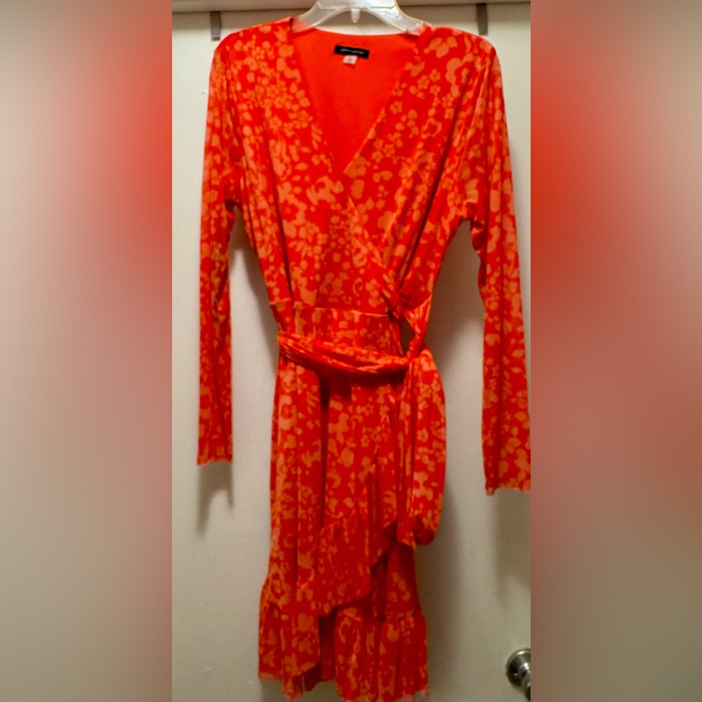 Used Tommy Hilfiger Colette Mesh Dress with Sash.